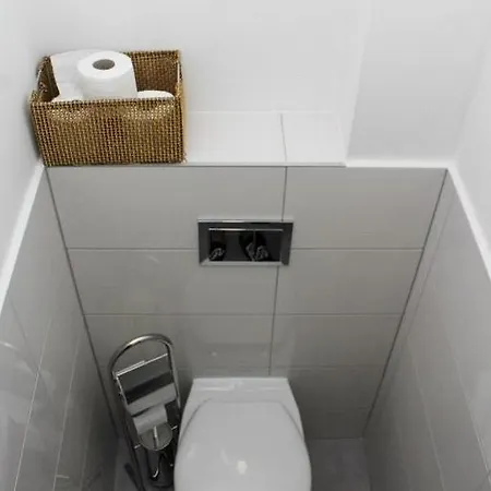 With A Parking Space Kastel Kambelovac, - 21372 Apartamento *
