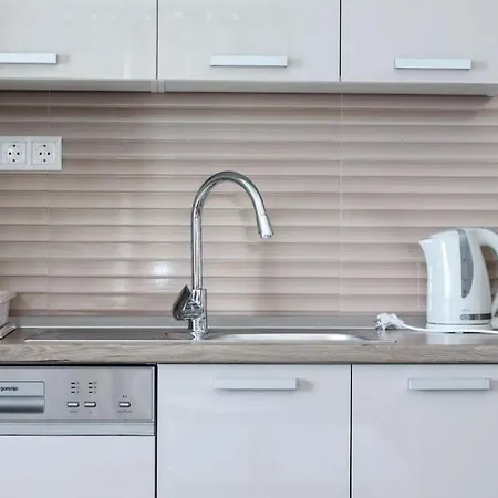 Apartment With A Parking Space Kastel Kambelovac, - 21372
